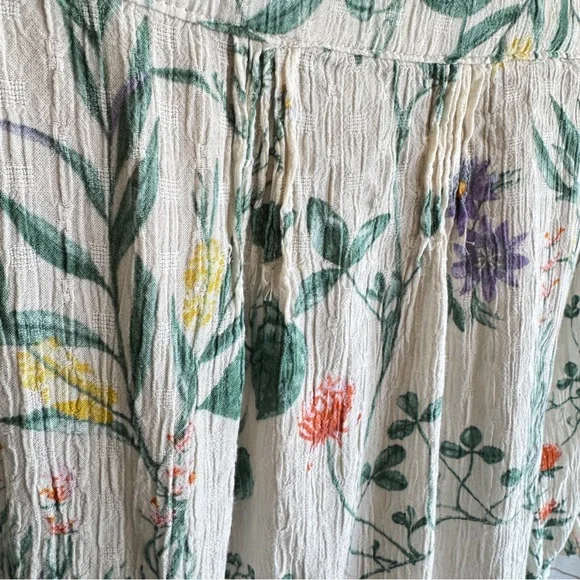 Laura Ashley Botanical Floral Cropped Blouse, thin crinkle gauze, women’s XL - Picture 4 of 10